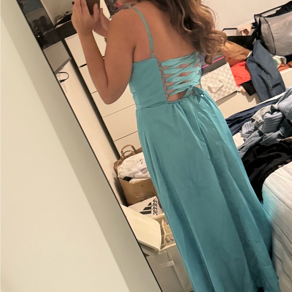 Satin turquoise bridesmaid dress - Picture 3 of 7